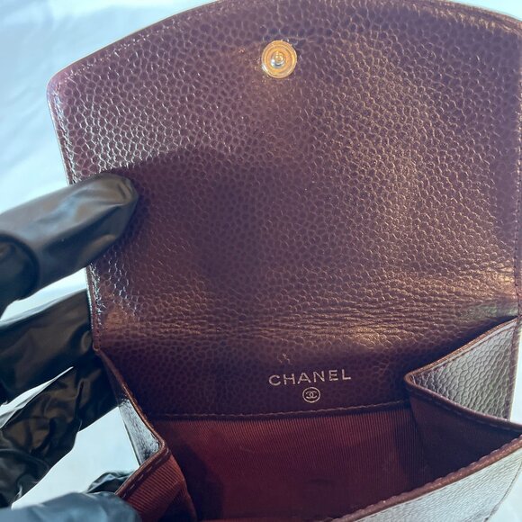 CHANEL 100% Leather Caviar Skin Large CC Logo Wallet - Picture 5 of 13